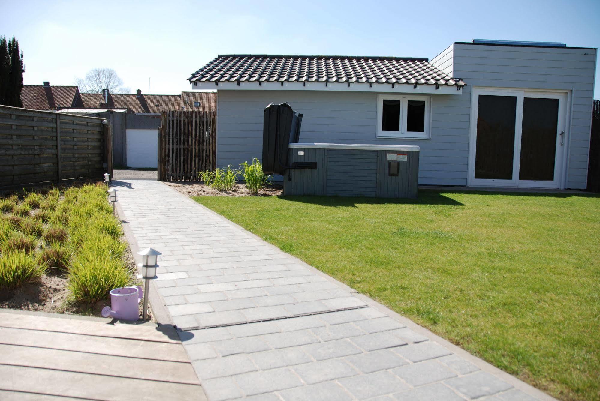 Holiday Home Garnaalhuisje Oostduinkerke Eksteriør bilde